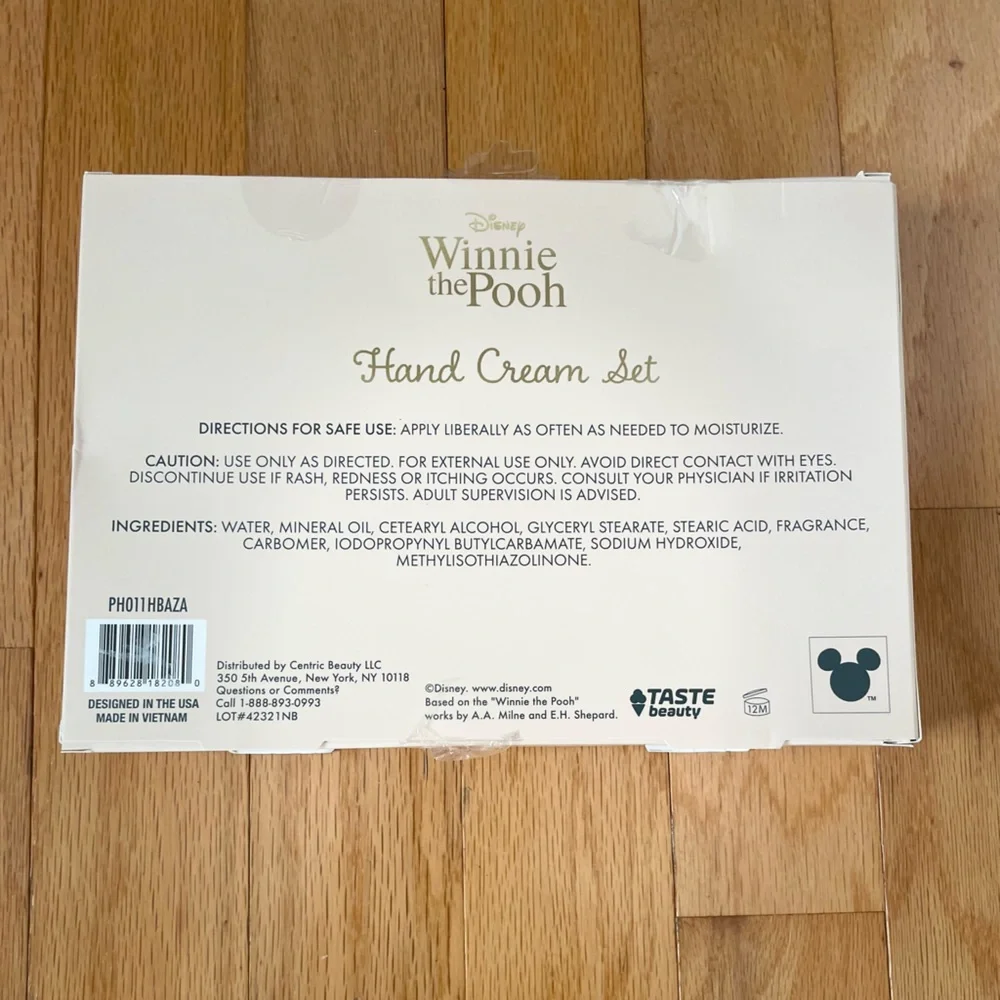 Disney Winnie the Pooh 4 hand cream set